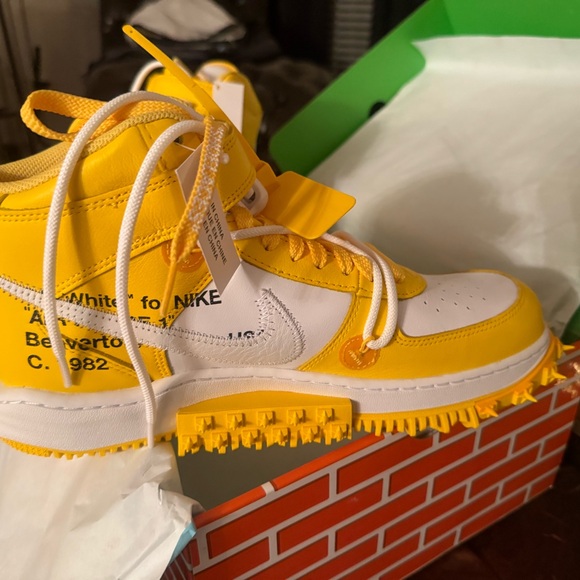 Kids Yellow and White High-Top Sneakers - Picture 6 of 11